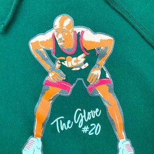 Seattle SuperSonics Gary Payton the Glove Hoodie. Medium
